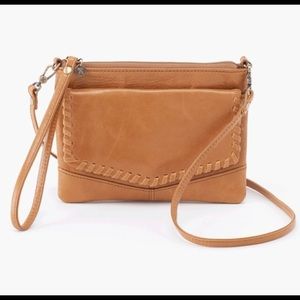 Hobo Stroll adjustable Crossbody/clutch honey